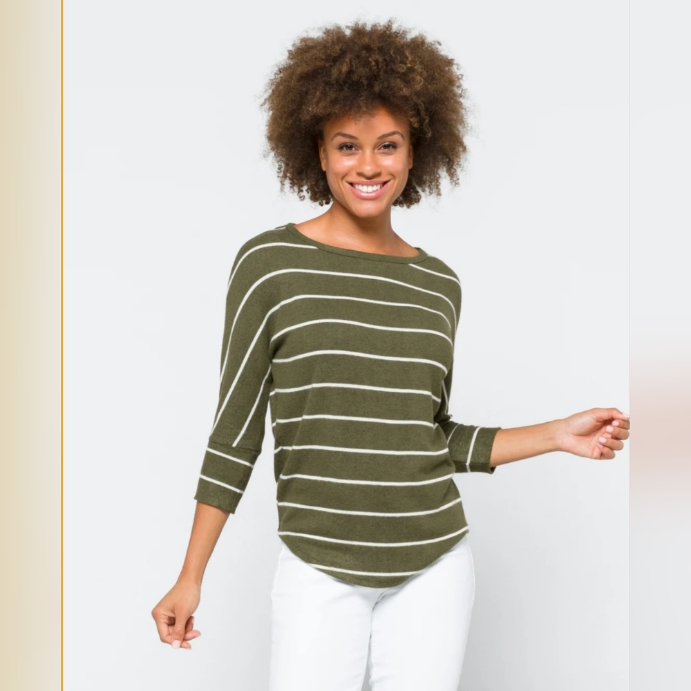 Korina olive green striped brushed dolman knit top small